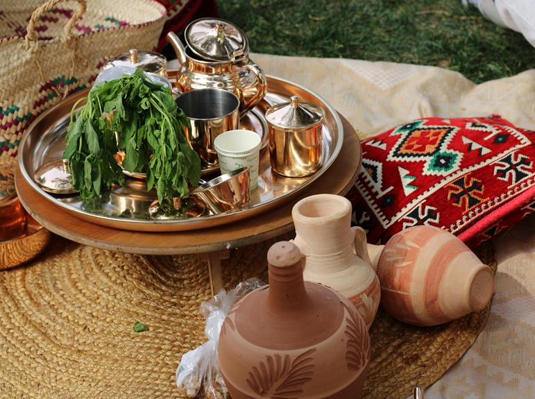 Herbal Tea Blends for Relaxation: DIY Recipes and Tips